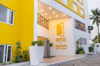 Bloom Hub Weh Andheri,,3 star
