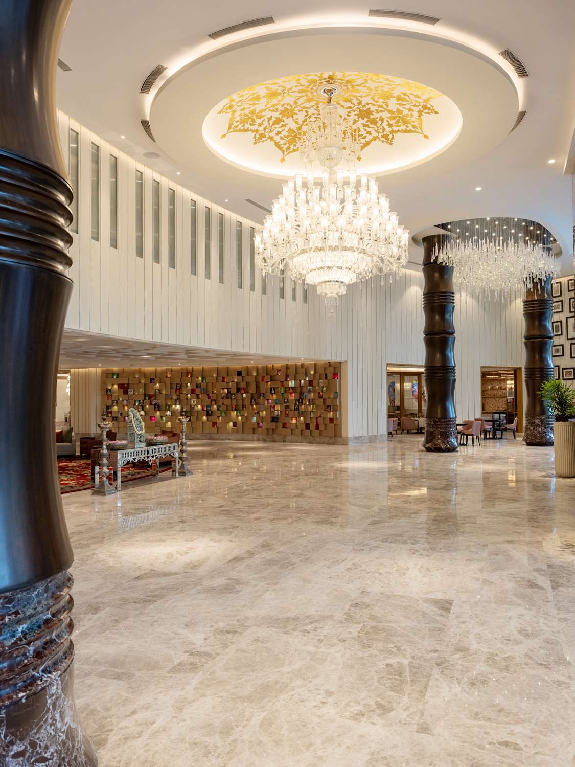 the leela hyderabad banjara hills
