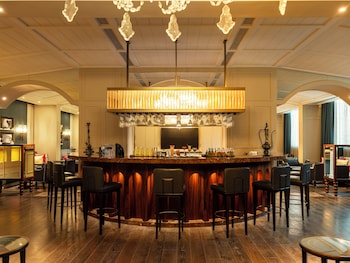 the leela hyderabad banjara hills