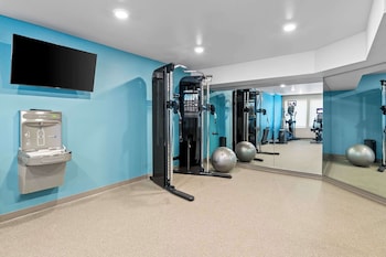 woodspring suites richmond airport