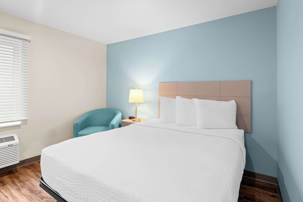 woodspring suites richmond airport
