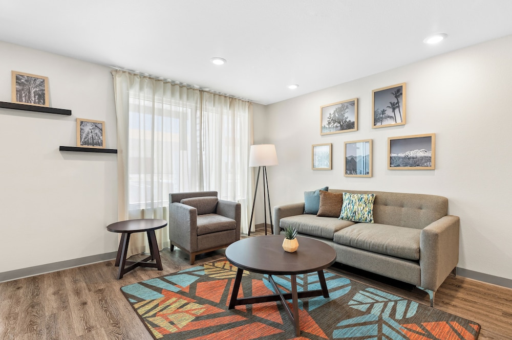 woodspring suites ceres modesto