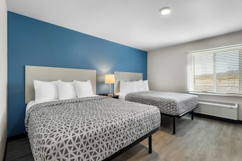 woodspring suites ceres modesto