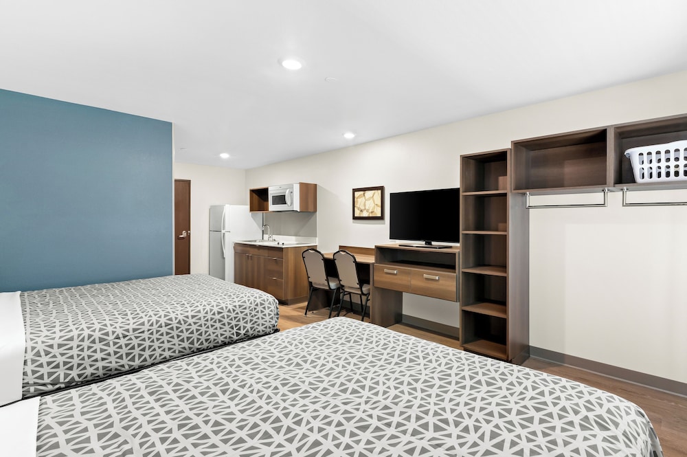 woodspring suites ceres modesto