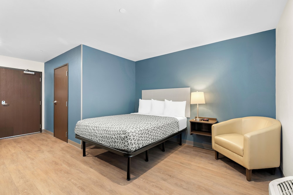 woodspring suites ceres modesto