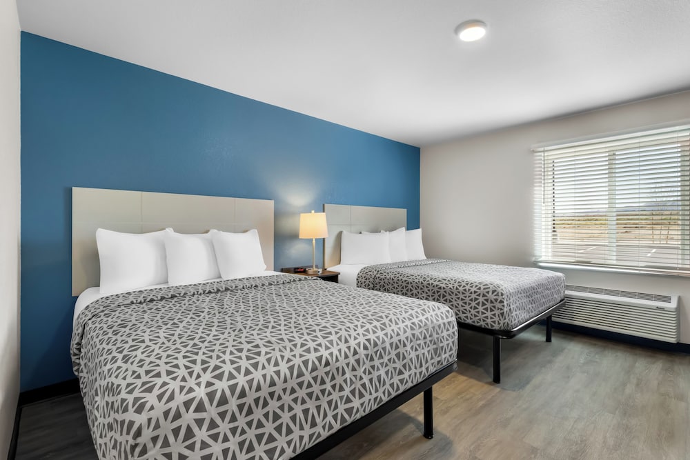 woodspring suites ceres modesto