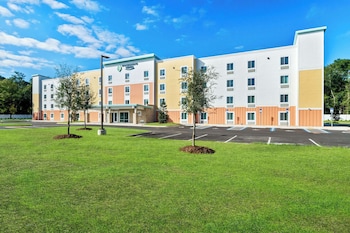 Woodspring Suites Pensacola West,,3 star