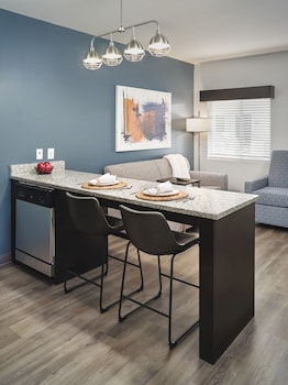 stayapt suites lebanon nashville area