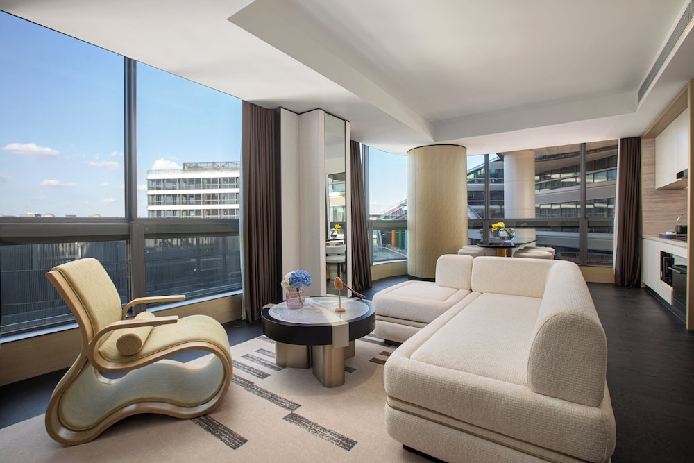 voco suites shanghai hongqiao cbd by ihg