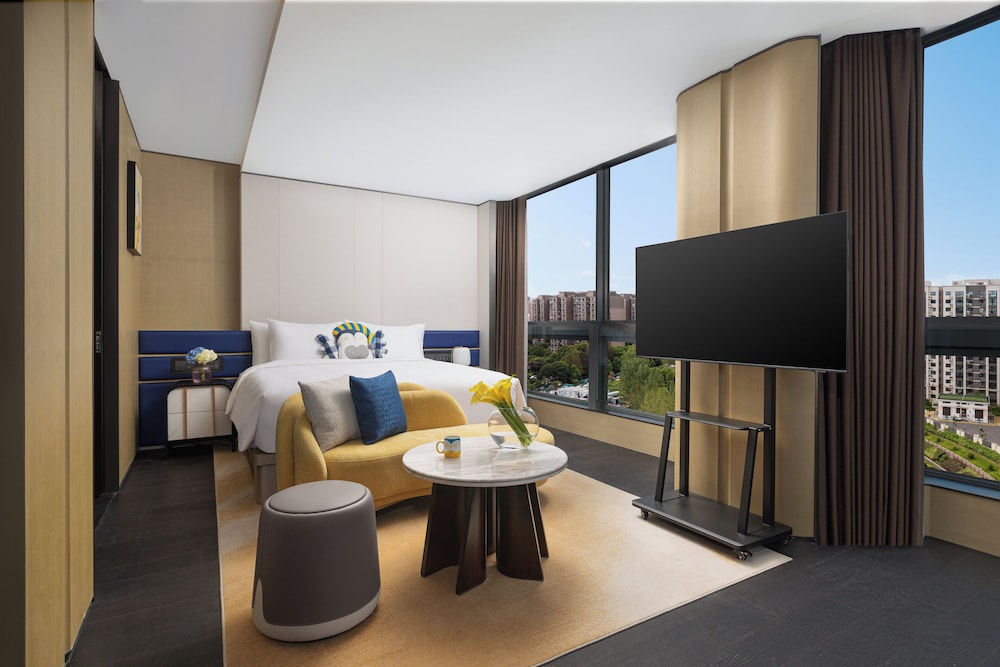 voco suites shanghai hongqiao cbd by ihg