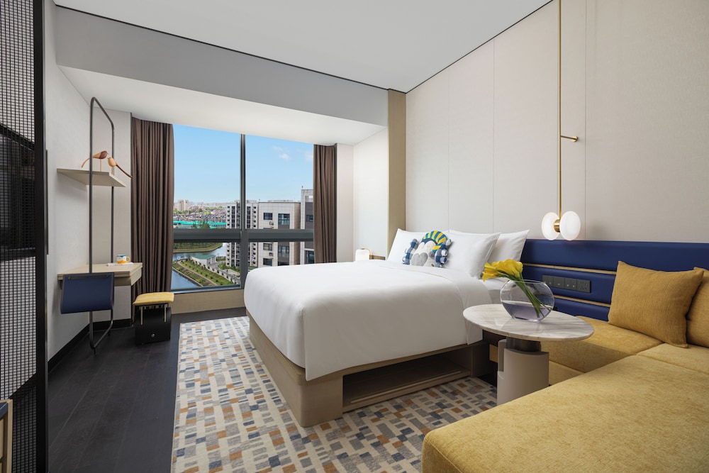 voco suites shanghai hongqiao cbd by ihg