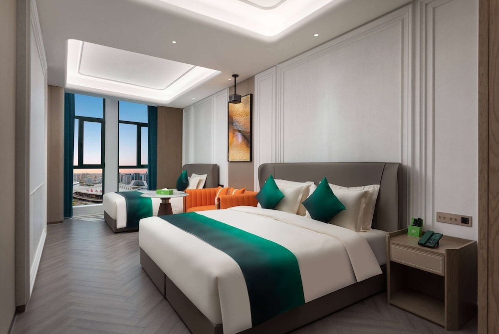 wingate by wyndham urumqi railway station