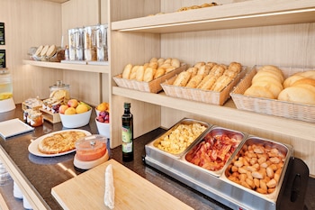 bandb hotel madrid tres cantos