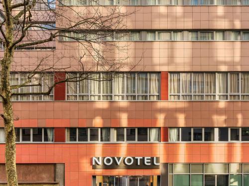 Novotel Paris La Defense Nanterre,,3 star