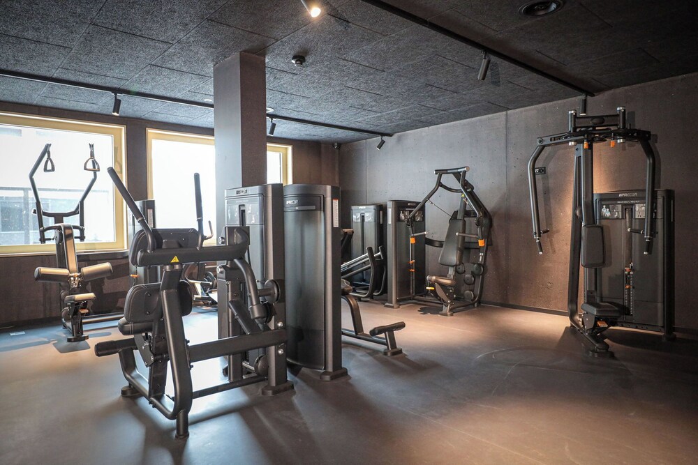 revier mountain lodge saas fee