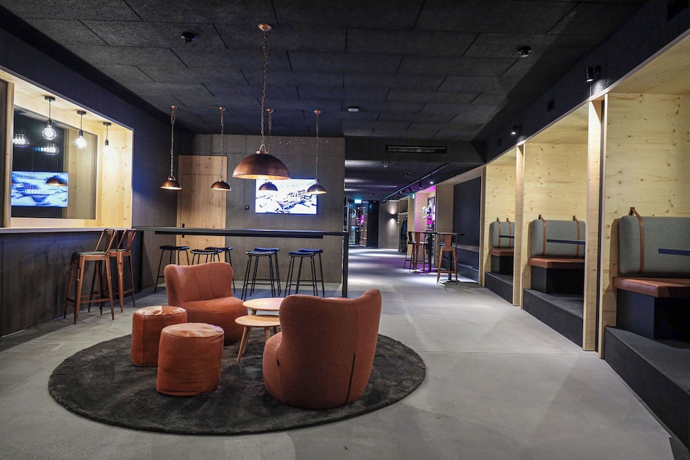 revier mountain lodge saas fee