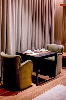 brittany hotel villar city