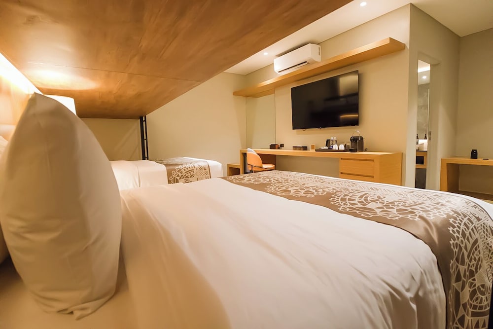 brittany hotel villar city