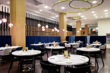 Courtyard By Marriott Warsaw Airport,Wlochy>>Warsaw,4 star
