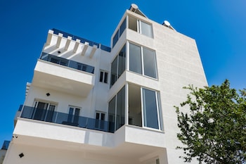 La Maison Boutique Hotel,,3 star