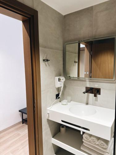 monun hotel