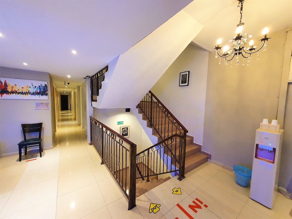 de uptown hotel subang jaya