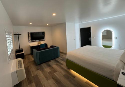 hotel rudra hollywood
