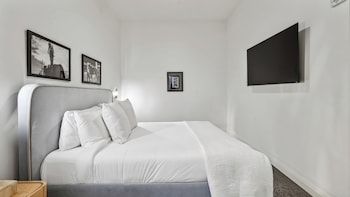 the mary beth hotel and gallery