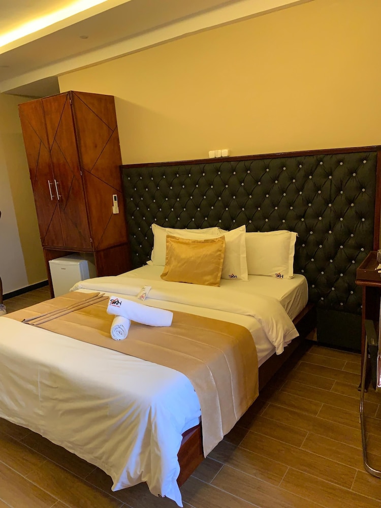 sky kenako hotel