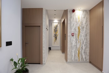 Residence Inn Hotel,,4 star