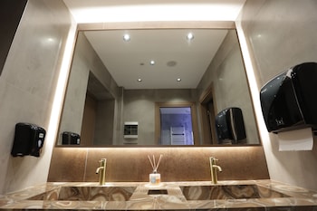 Residence Inn Hotel,,4 star