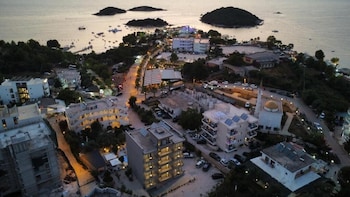 Resol Hotel 2,,3 star