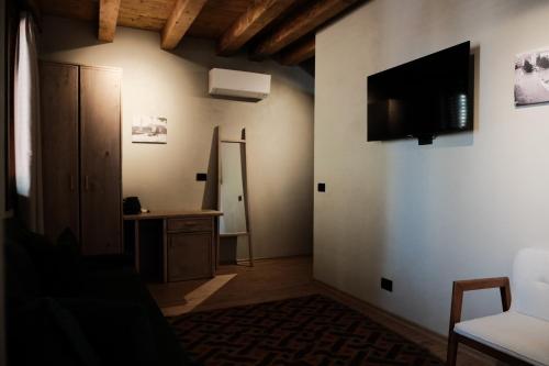 faces and places boutique hotel