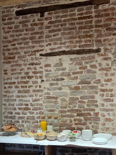 faces and places boutique hotel