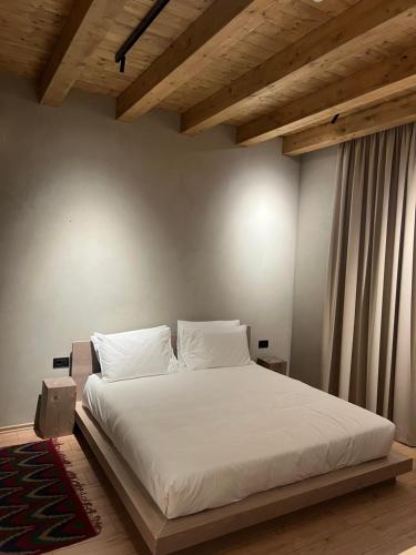 faces and places boutique hotel