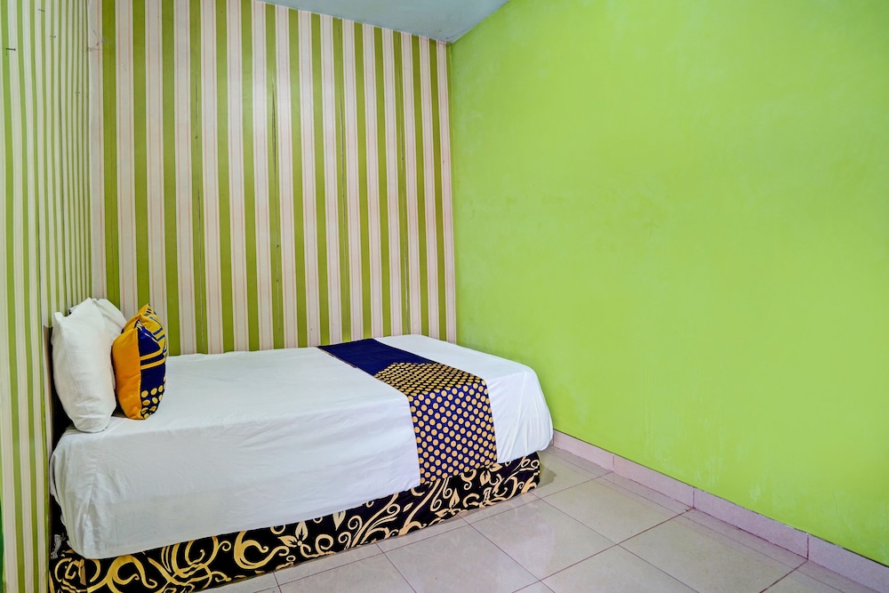 spot on 92673 gang songo syariah homestaynearwisata osing
