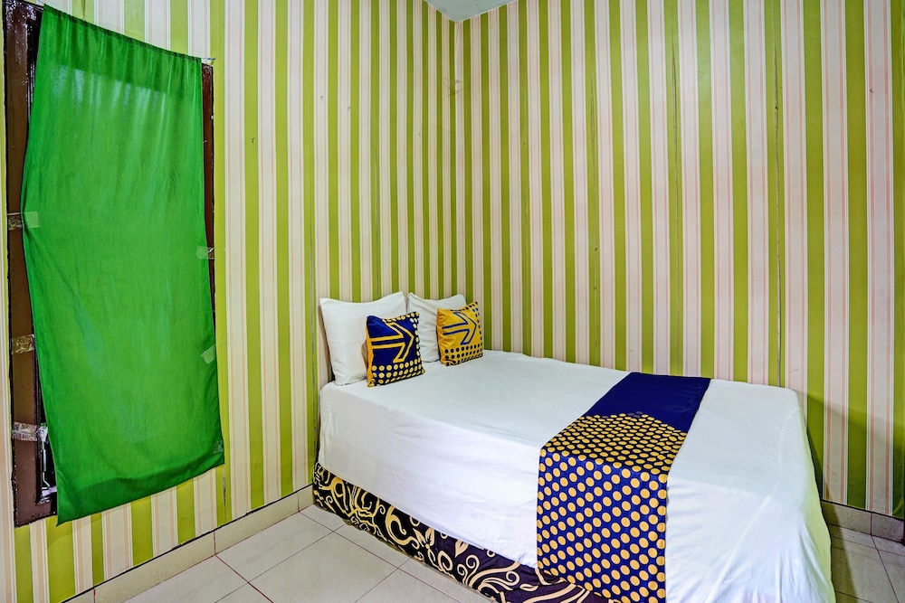 spot on 92673 gang songo syariah homestaynearwisata osing
