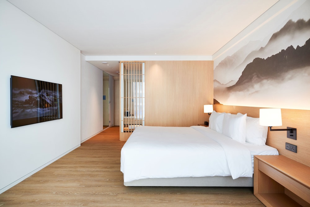 homm marina sokcho part of banyan group