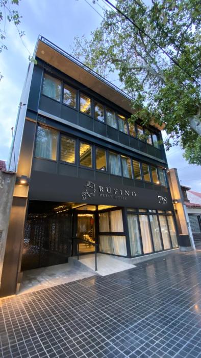 718 rufino petit hotel