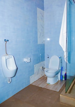 netluna villa hotel and tours