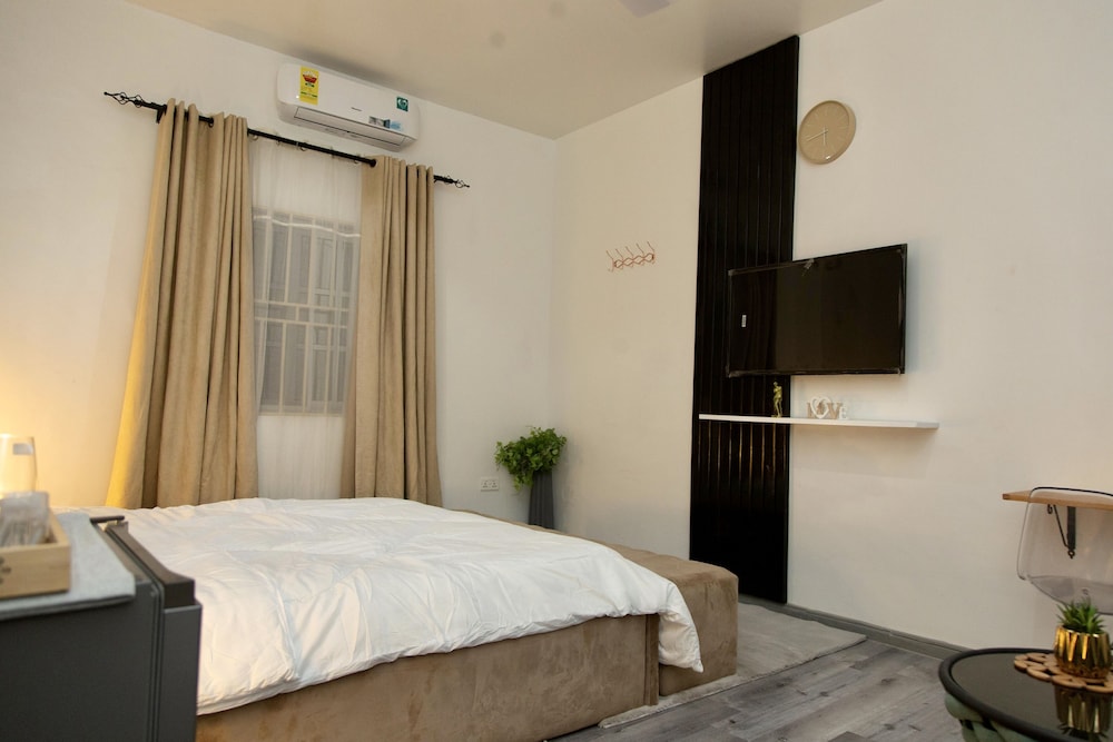 brymac hotel