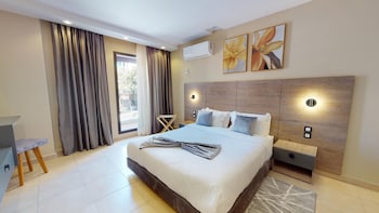 kingdom luxury hotel