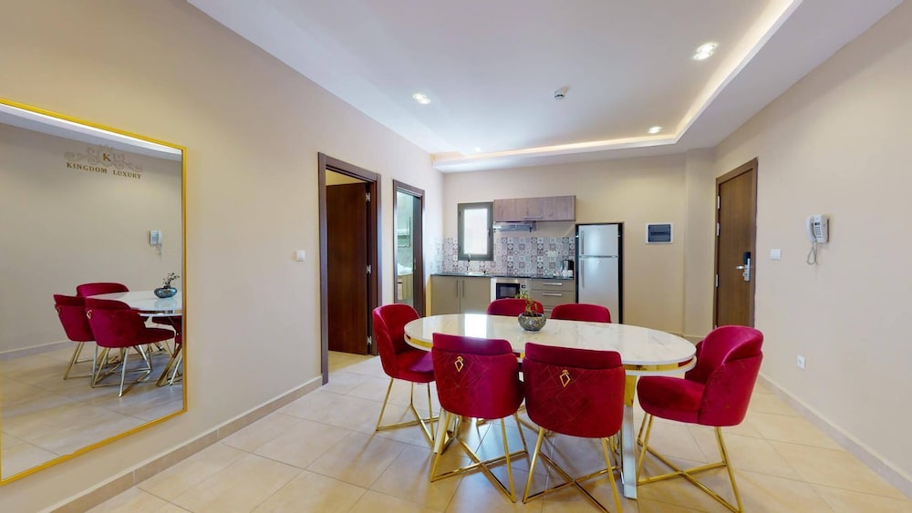 kingdom luxury hotel