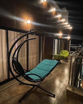 kingdom luxury hotel