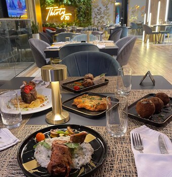 kingdom luxury hotel