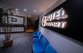 ma airport hotel