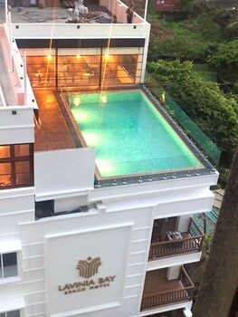 lavinia bay beach hotel