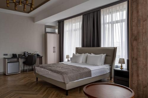 five hotel