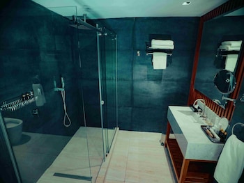 ht hotel deluxe resort and spa