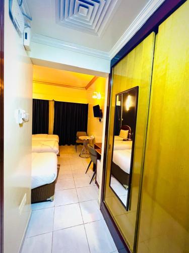 galaxy star hotel l l c